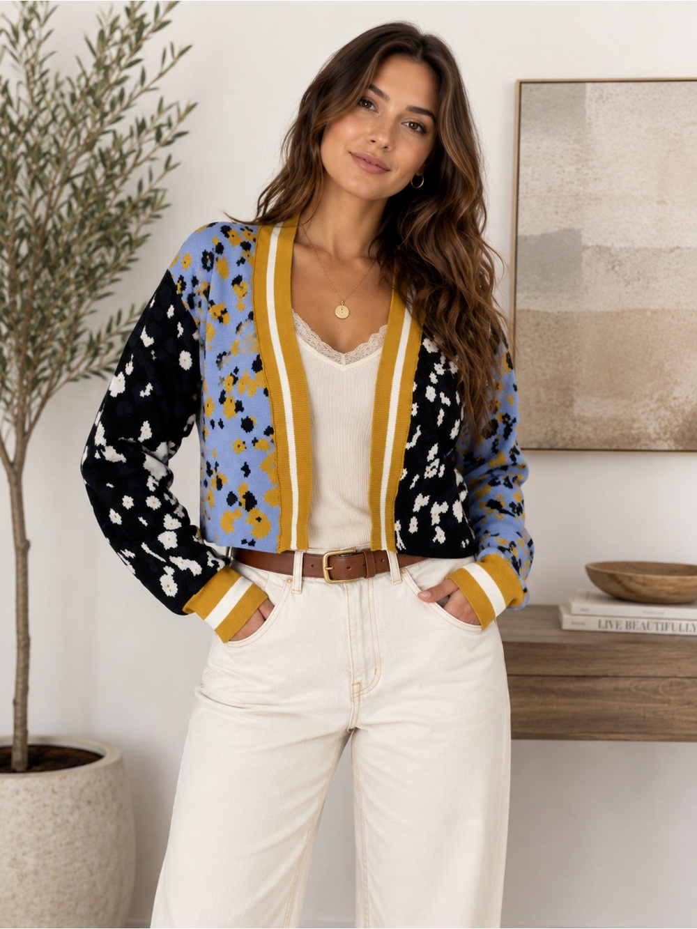 Saachi Two Tone Open Short Cardigan Sweater Size OS Festive Maximalism